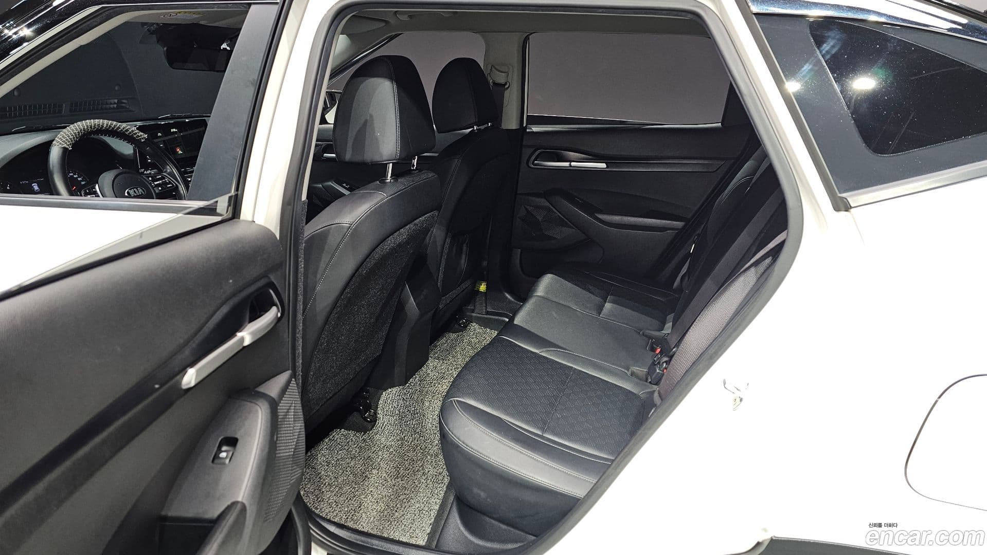 Main__Slider__Photo:Seltos Kia 2020.3-17