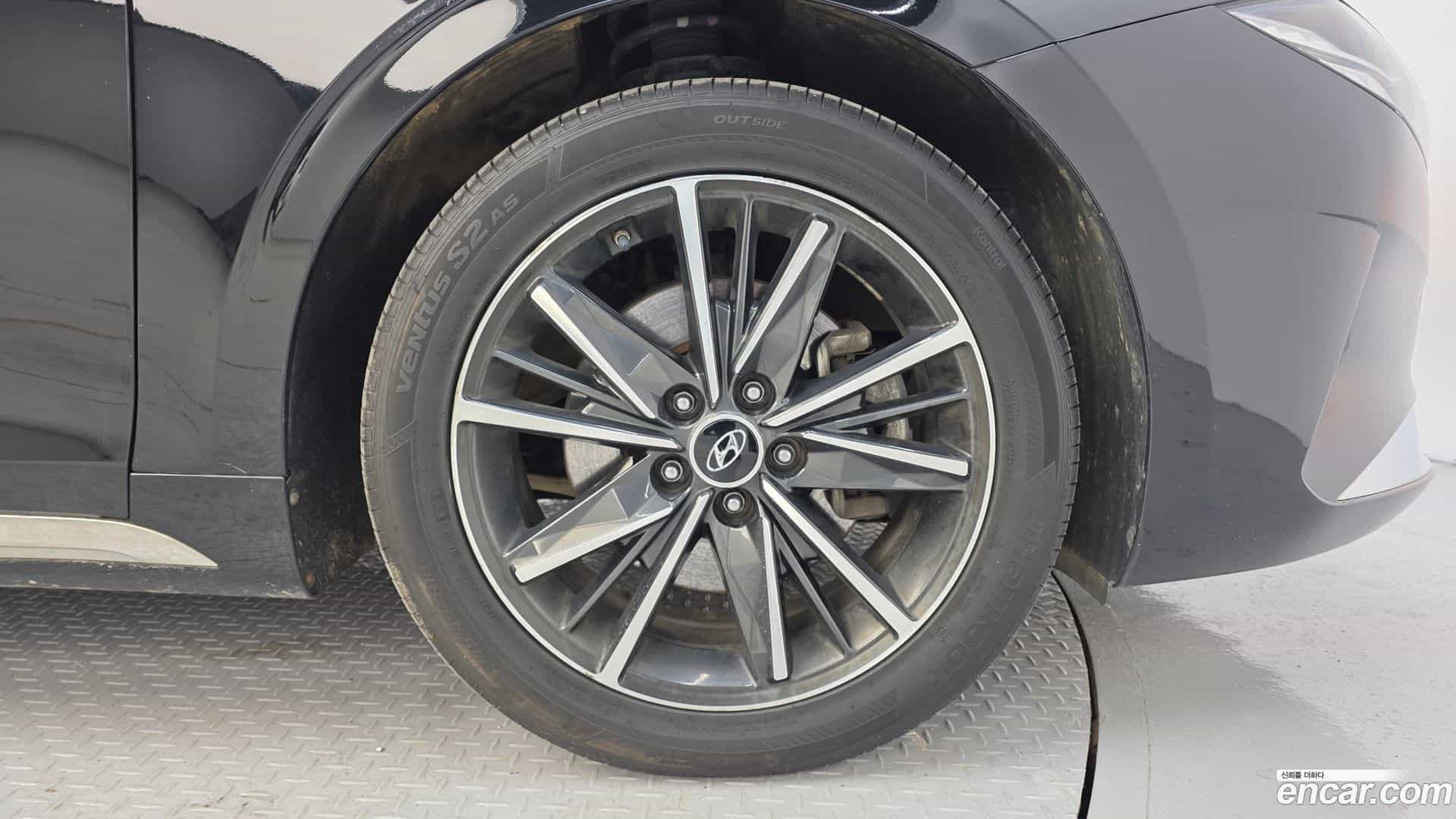 Grandeur Hyundai 2022.10-OUTER-005