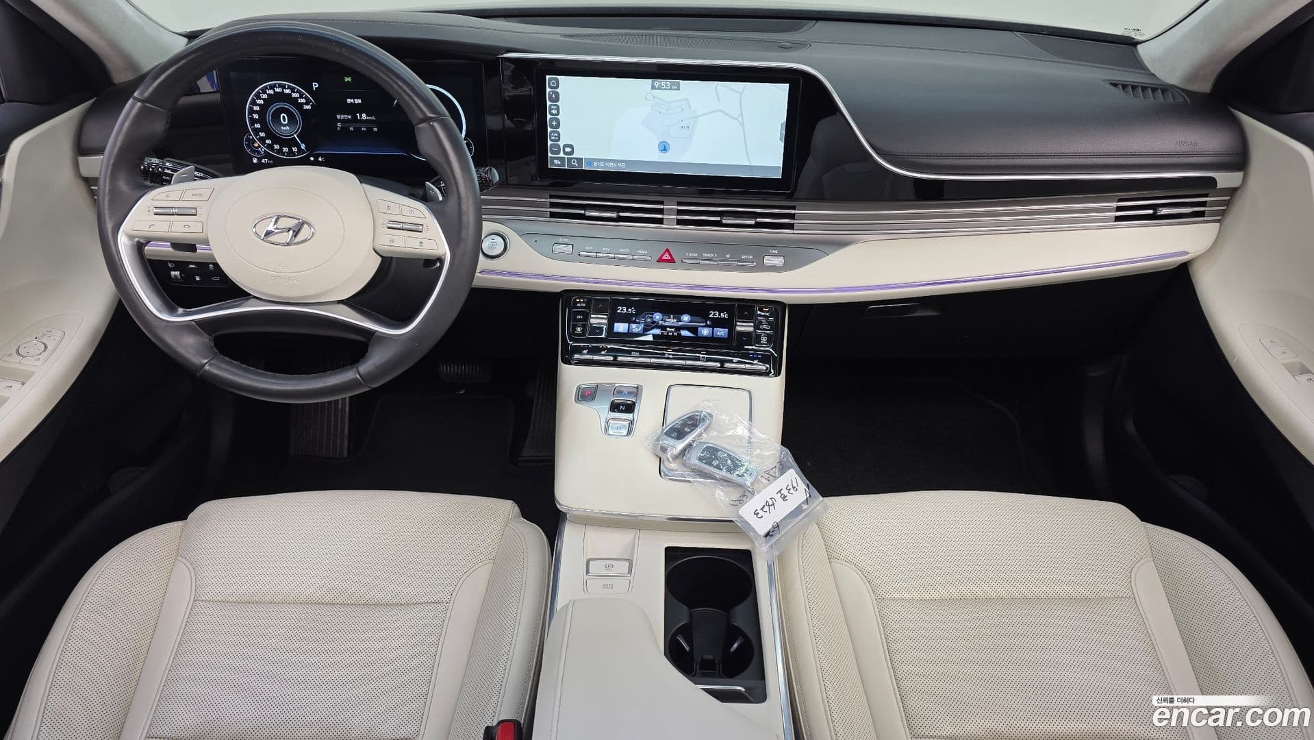 Main__Slider__Photo:Grandeur Hyundai 2022.10-6