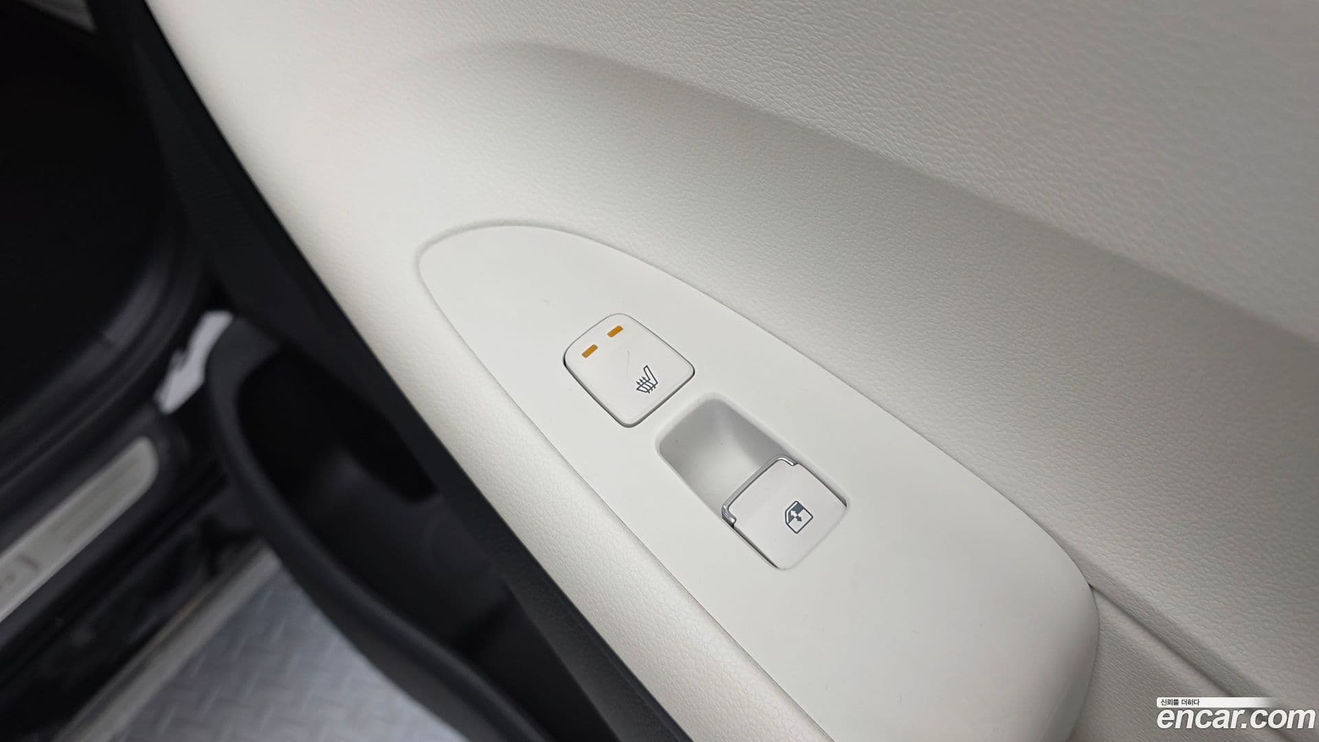 Main__Slider__Photo:Grandeur Hyundai 2022.10-17