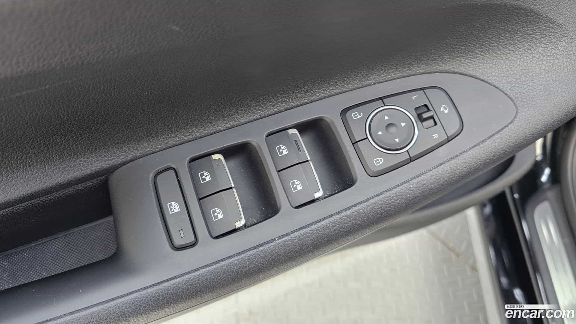 Grandeur Hyundai 2020.9-OPTION-018