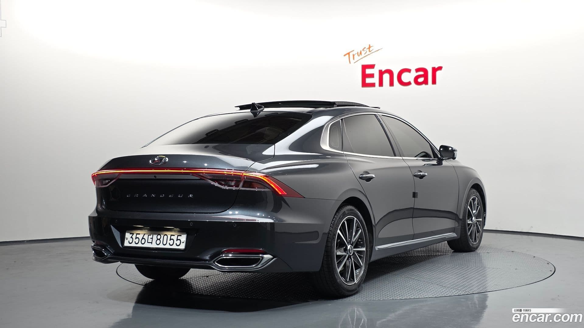 Main__Slider__Photo:Grandeur Hyundai 2020.2-1