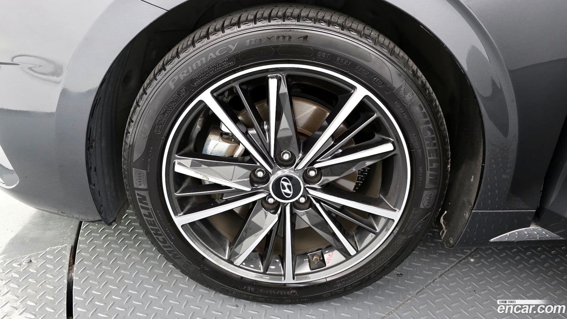 Main__Slider__Photo:Grandeur Hyundai 2020.2-4