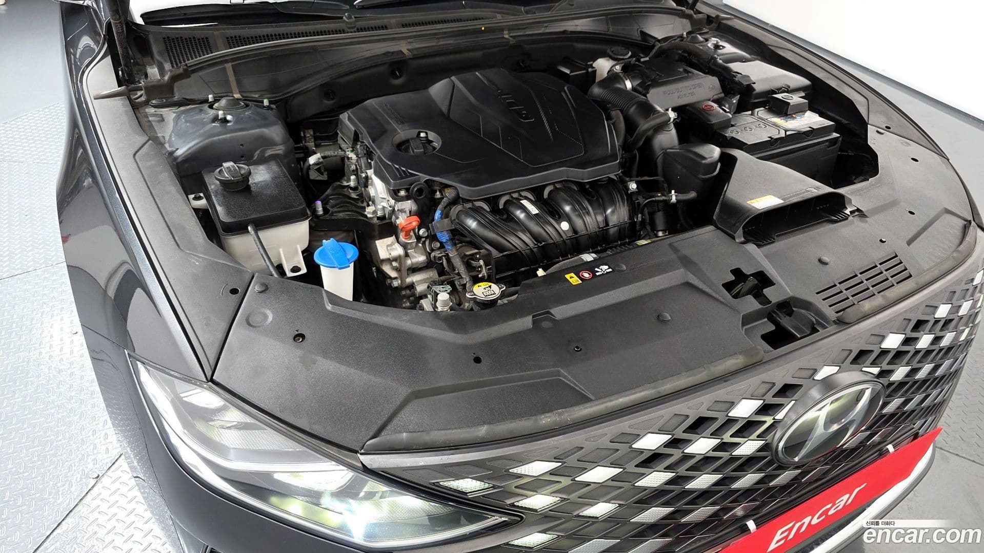 Main__Slider__Photo:Grandeur Hyundai 2020.2-5