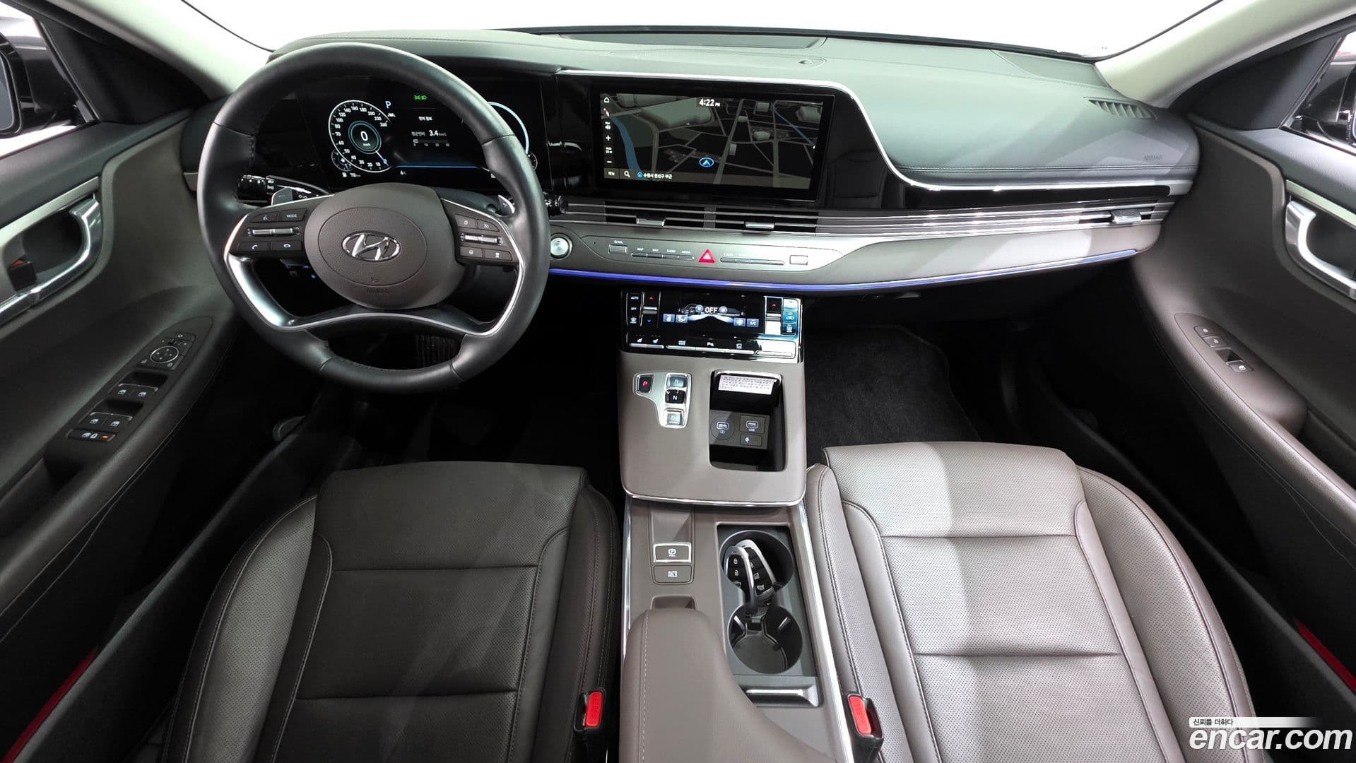 Main__Slider__Photo:Grandeur Hyundai 2020.2-6