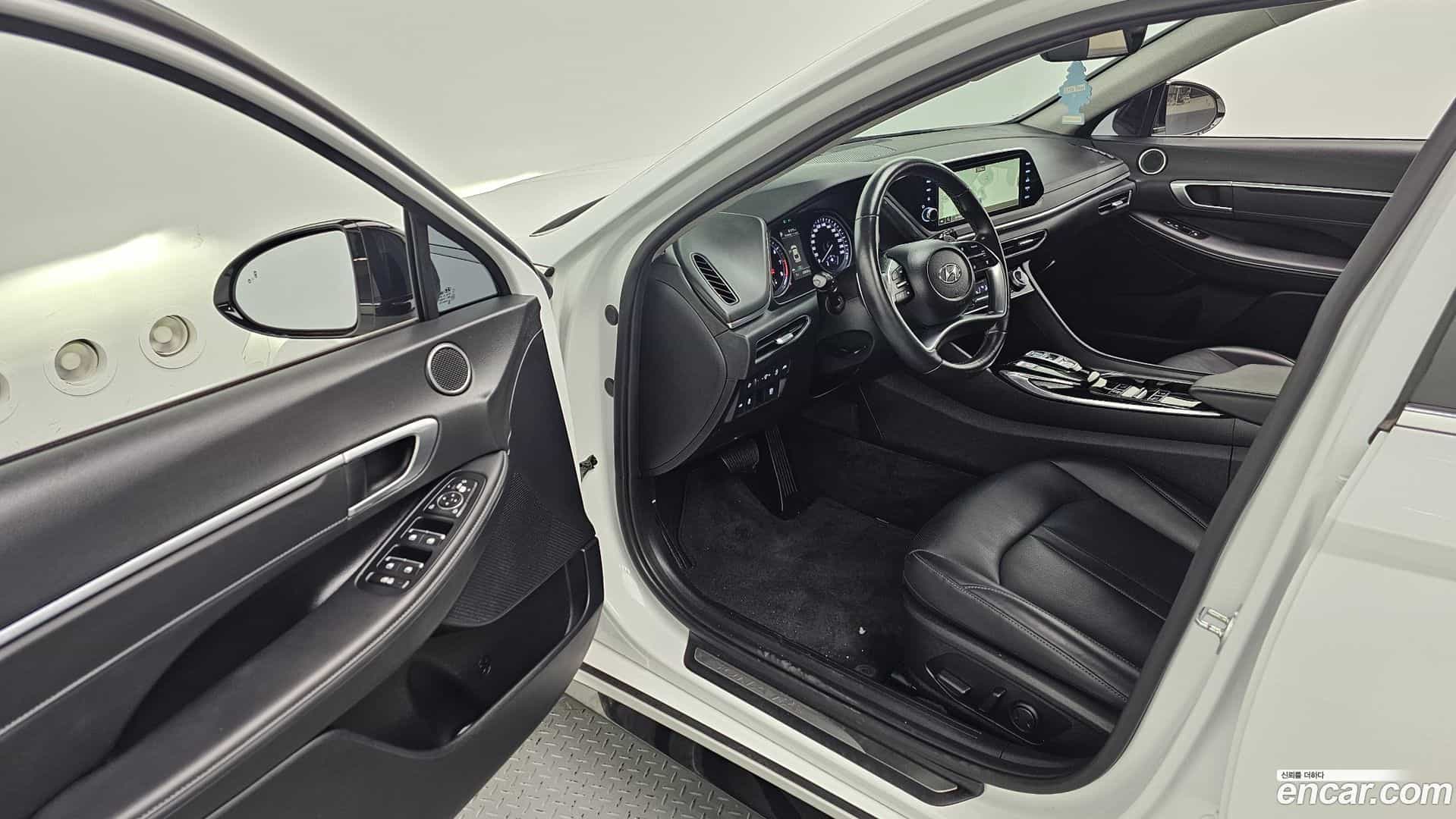 Sonata Hyundai 2021.9-INNER-010