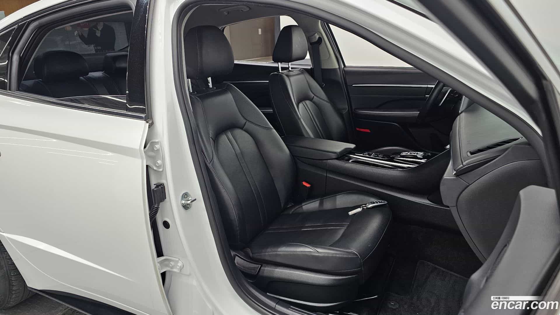 Sonata Hyundai 2021.9-OPTION-015