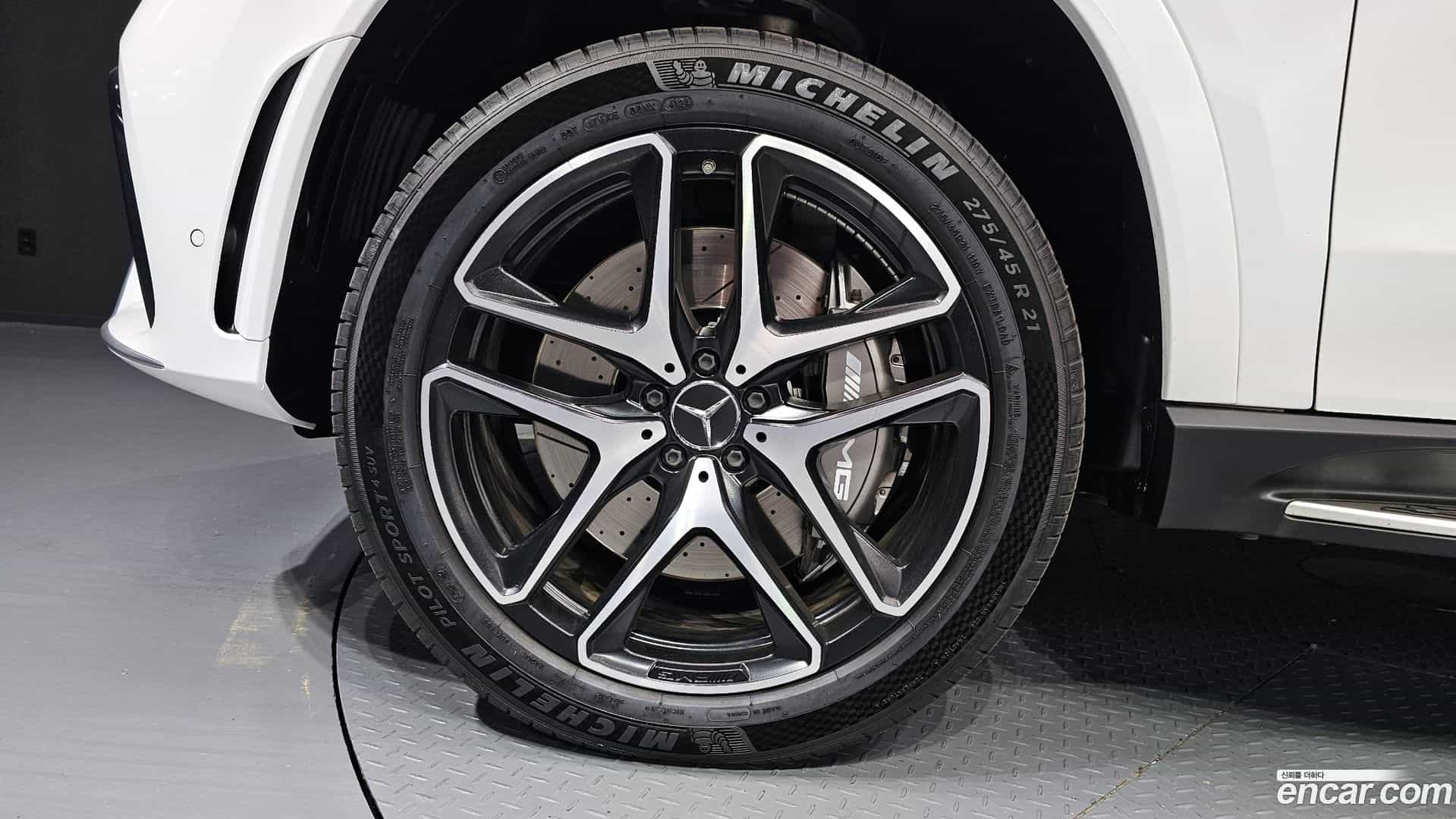 GLE-Class Mercedes-Benz 2023.6-OUTER-005