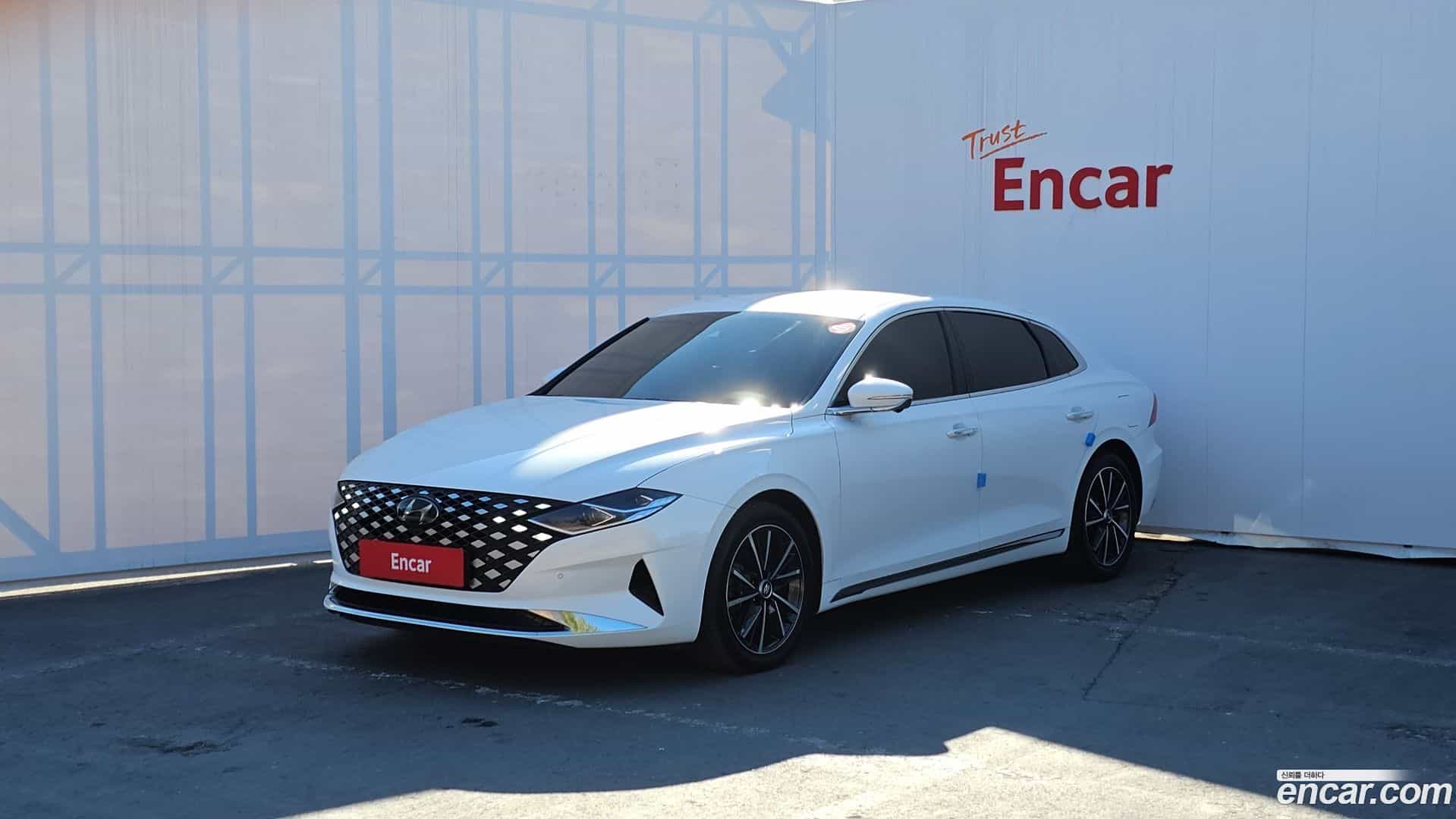 Grandeur Hyundai 2022.0-OUTER-001