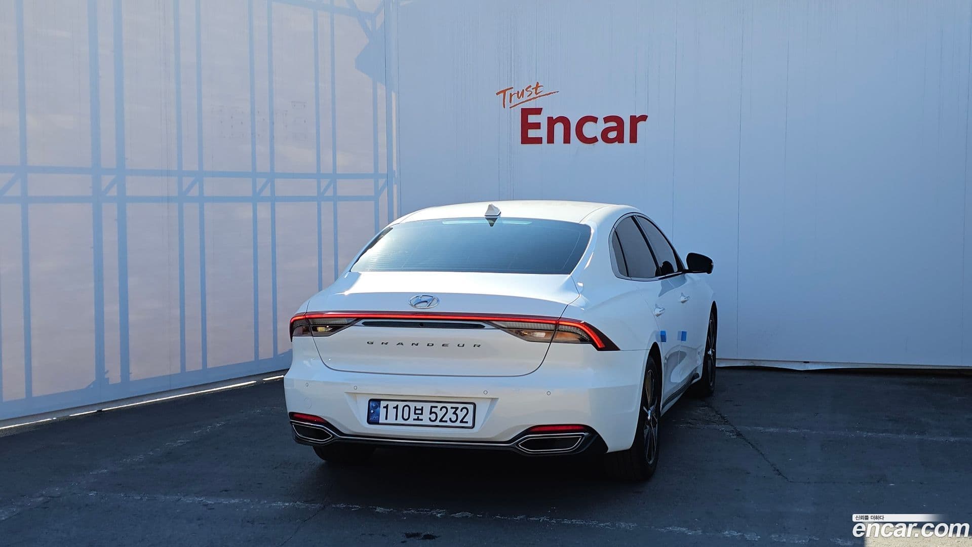 Main__Slider__Photo:Grandeur Hyundai 2022.0-3