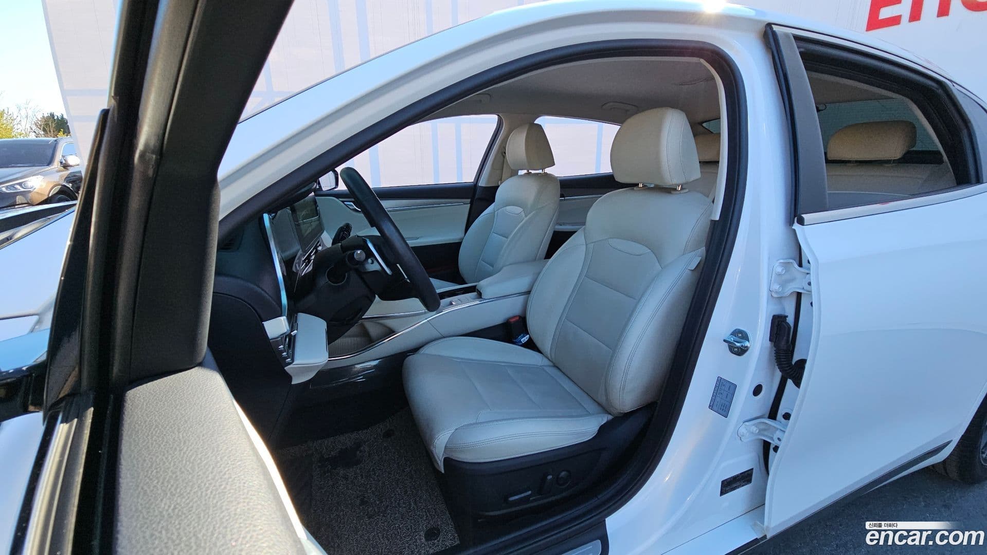 Main__Slider__Photo:Grandeur Hyundai 2022.0-9