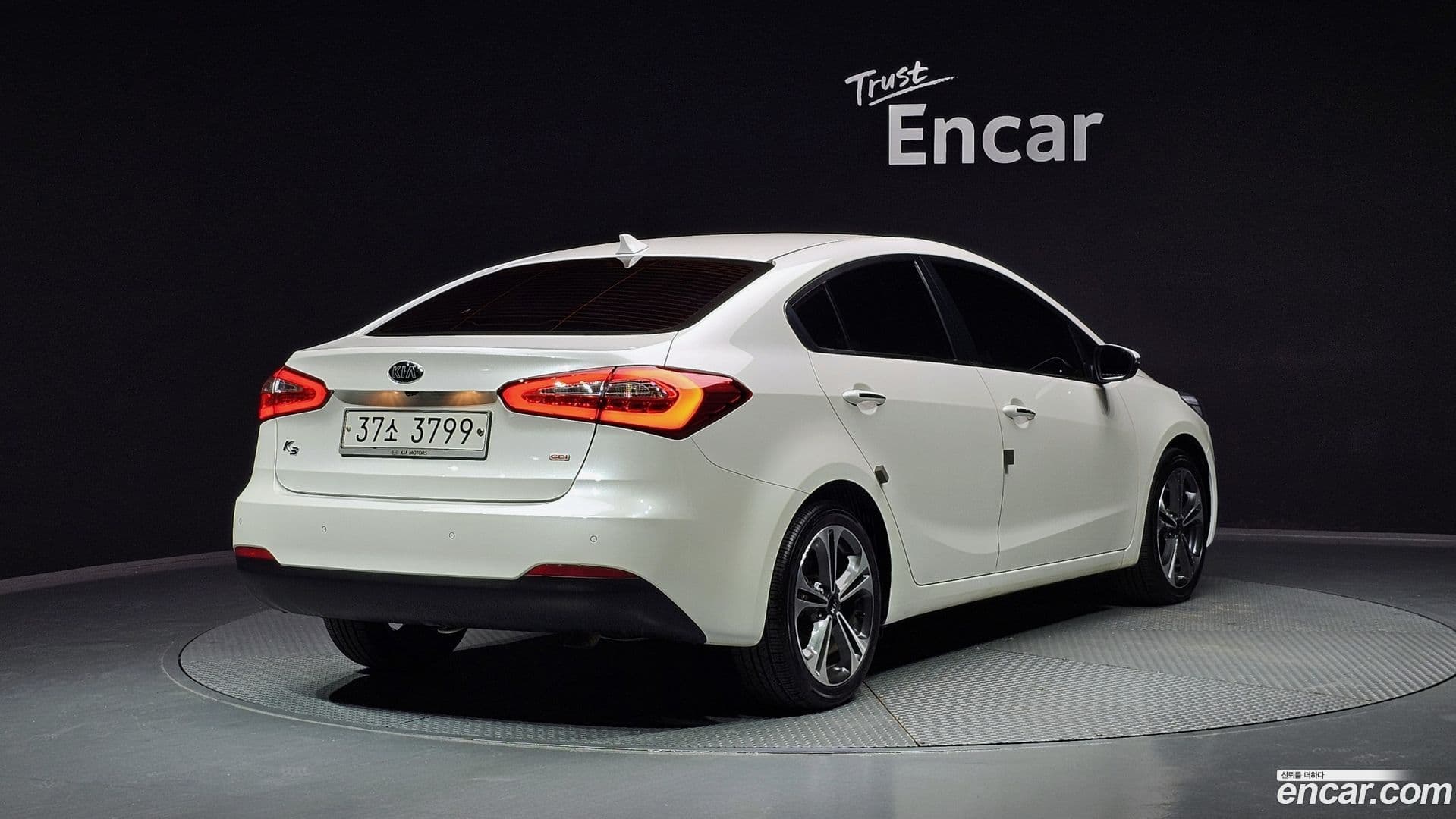 Main__Slider__Photo:K3 Kia 2012.9-1