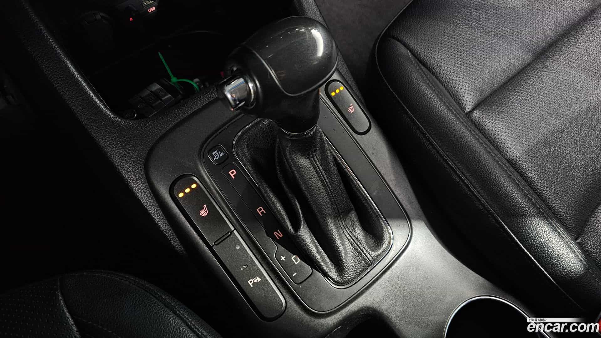 K3 Kia 2014.4-INNER-009