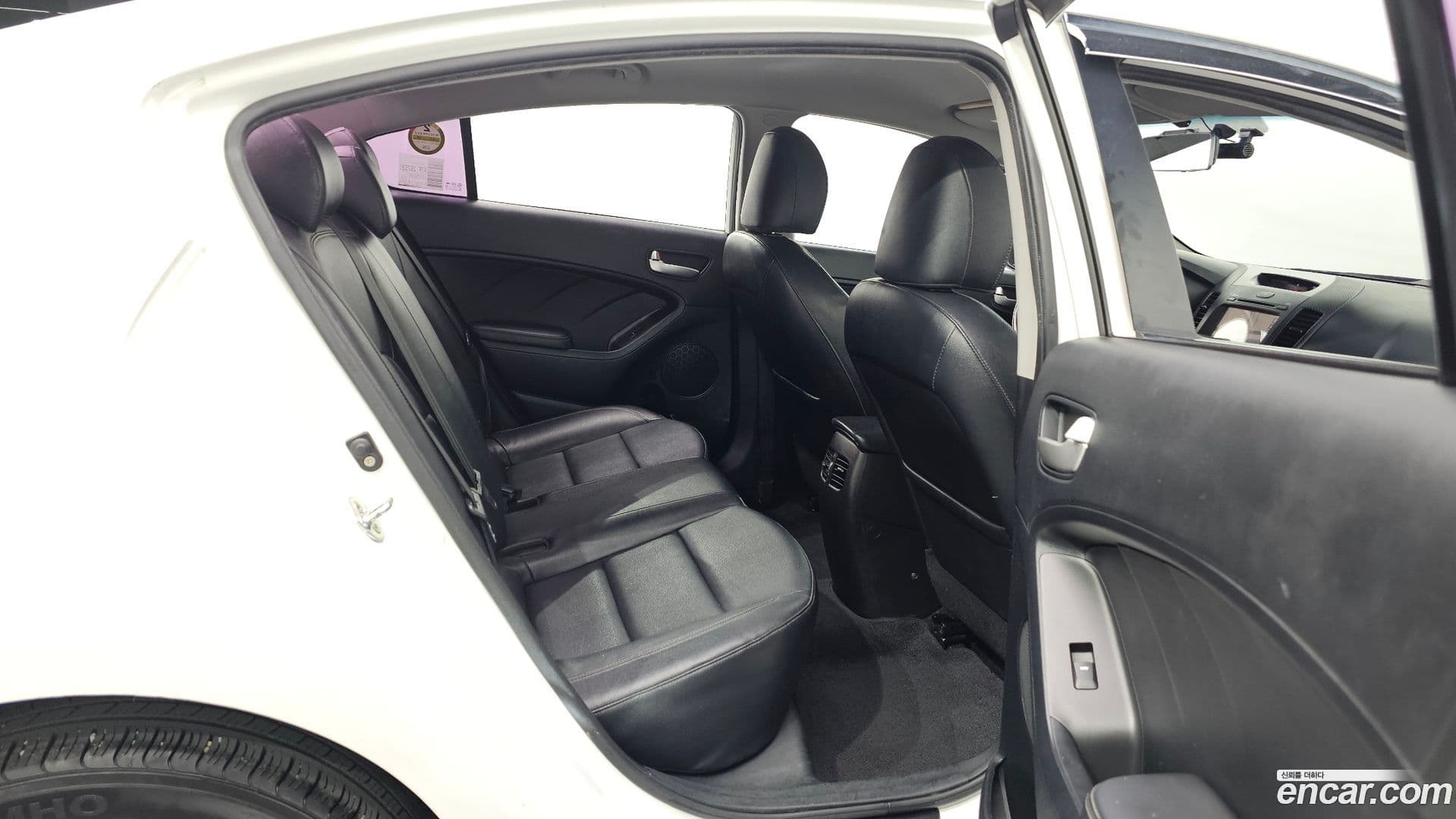 Main__Slider__Photo:K3 Kia 2014.4-12