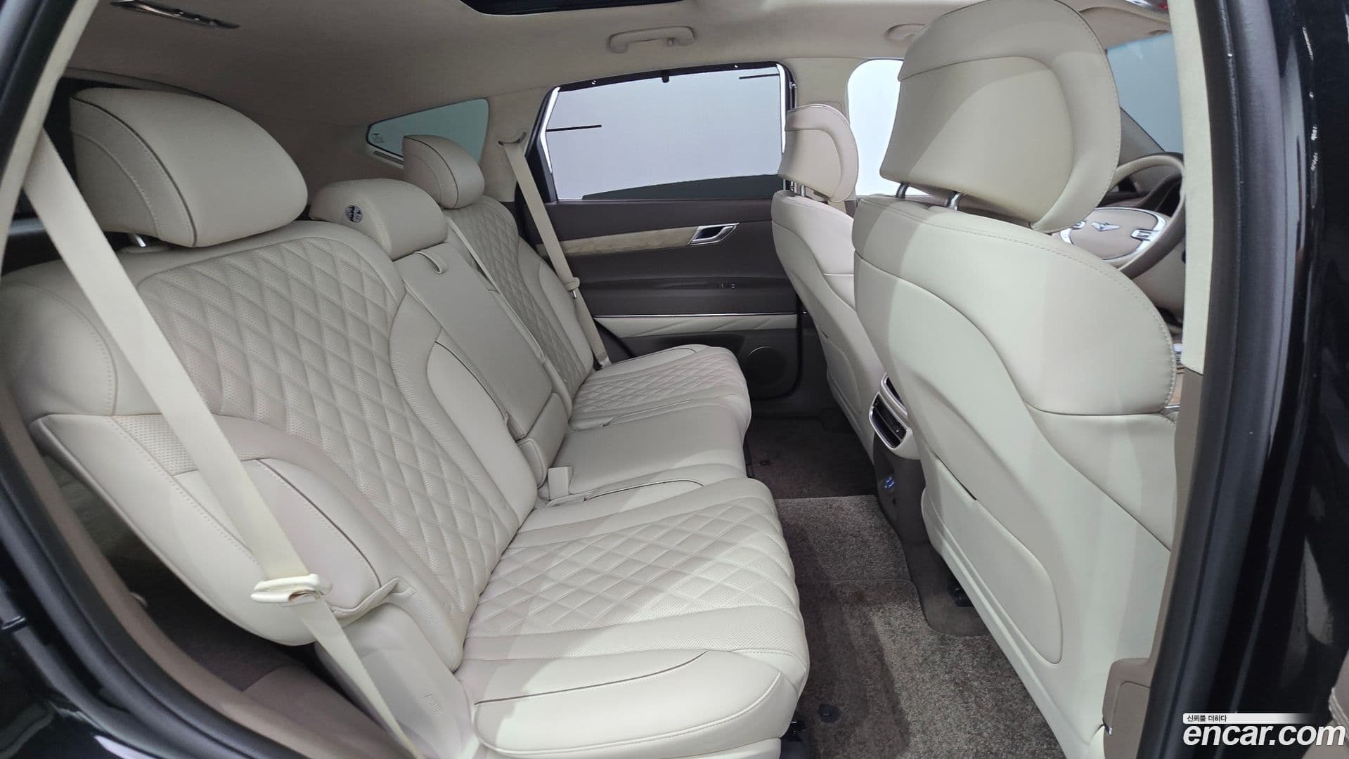 Main__Slider__Photo:GV80 Genesis 2023.5-11