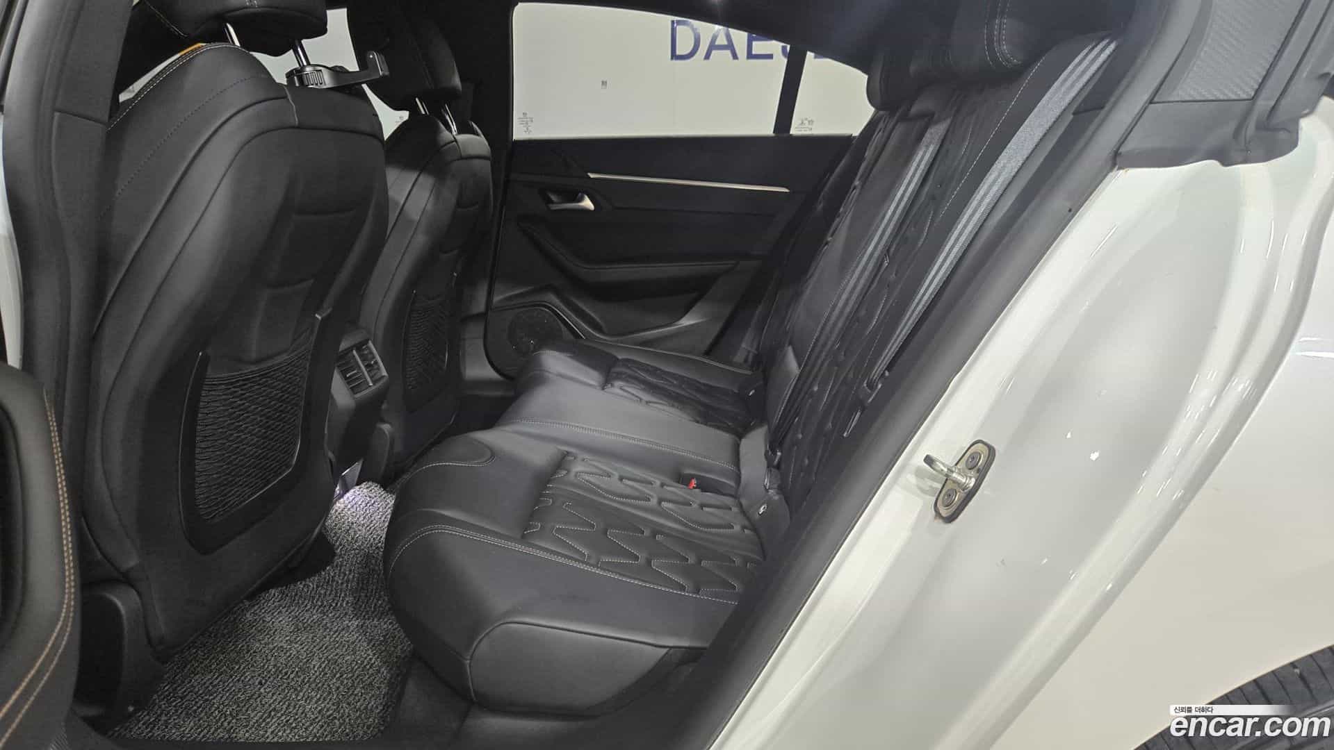 508 Peugeot 2019.1-INNER-007