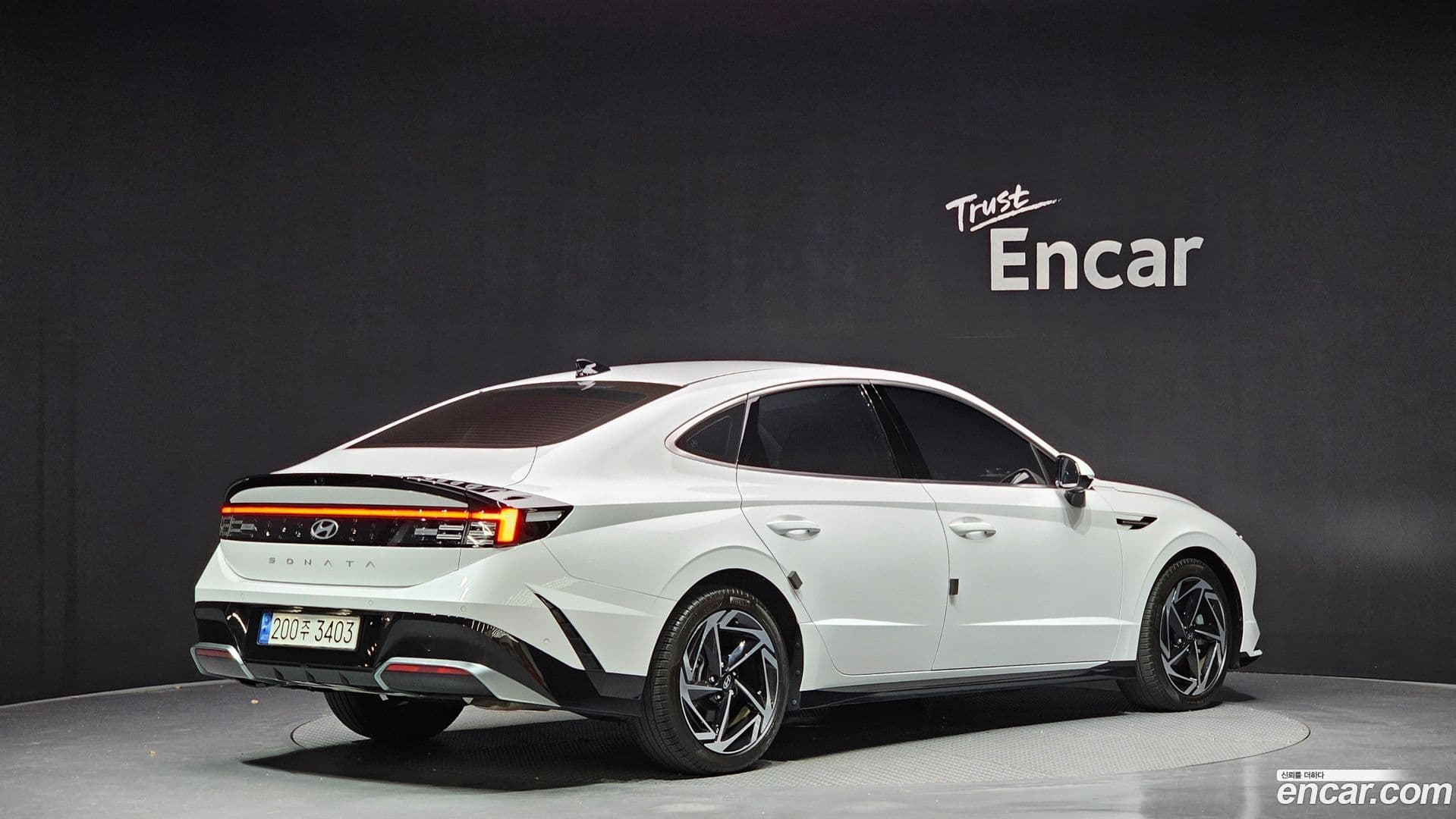 Main__Slider__Photo:Sonata Hyundai 2023.6-1