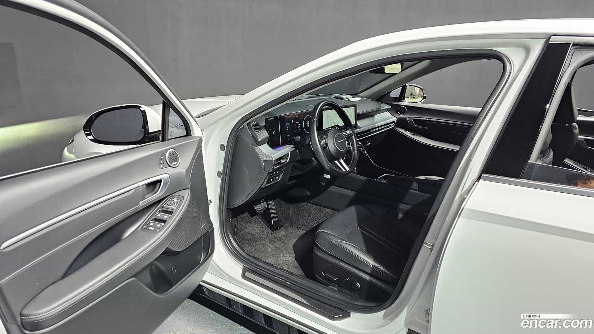 Sonata Hyundai 2023.6-INNER-010