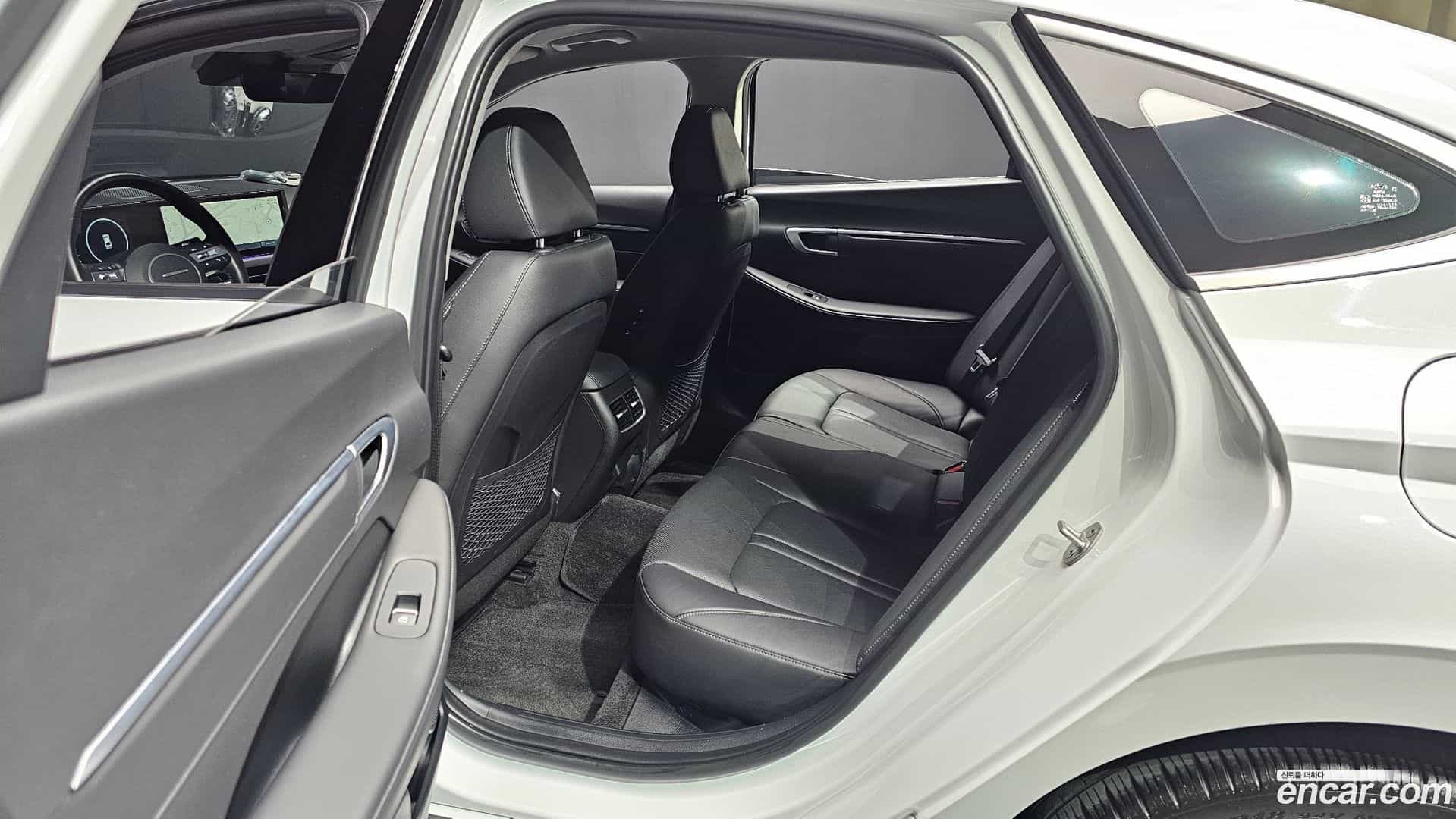 Sonata Hyundai 2023.6-OPTION-016