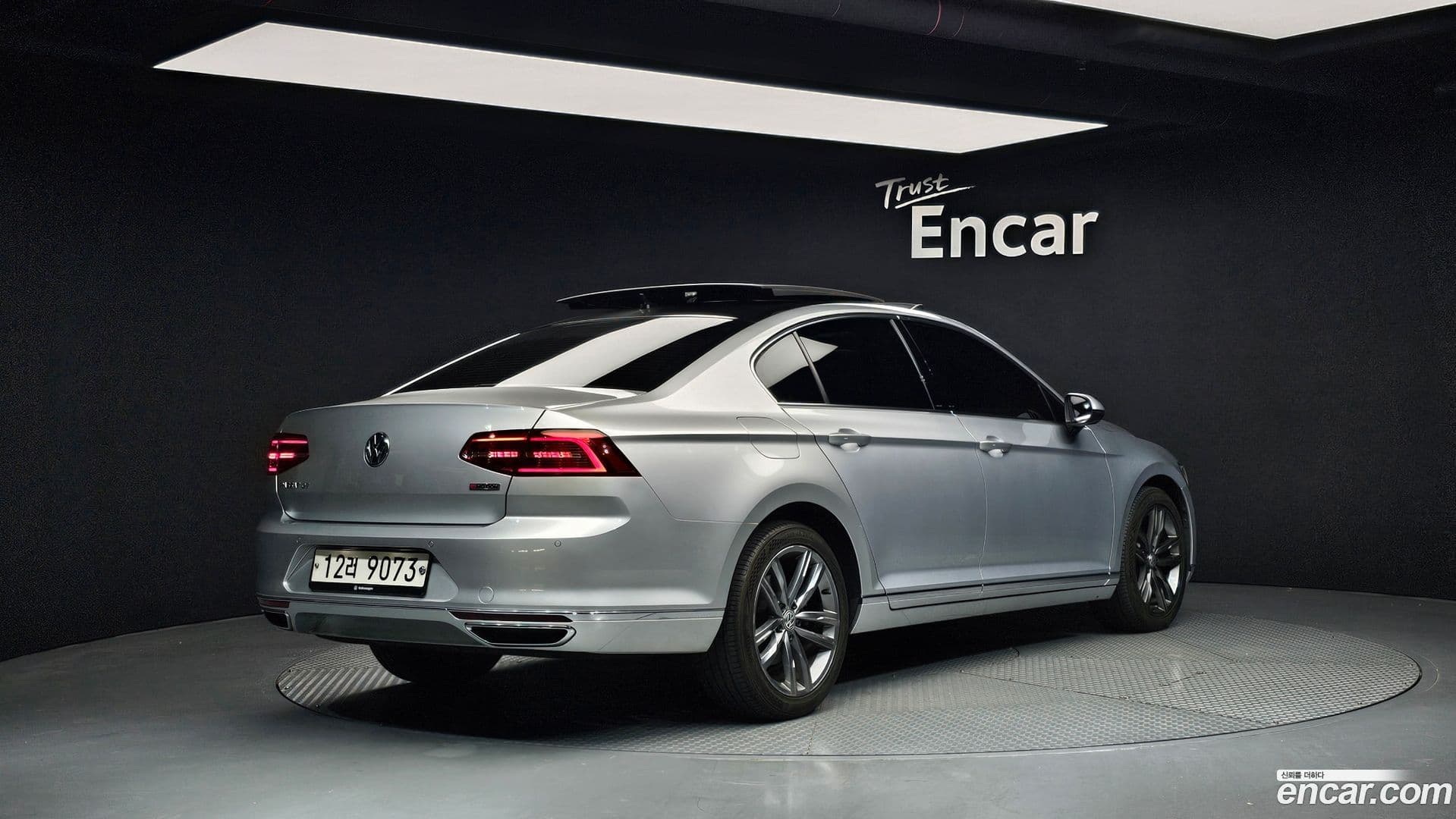 Main__Slider__Photo:Passat Volkswagen 2018.10-1