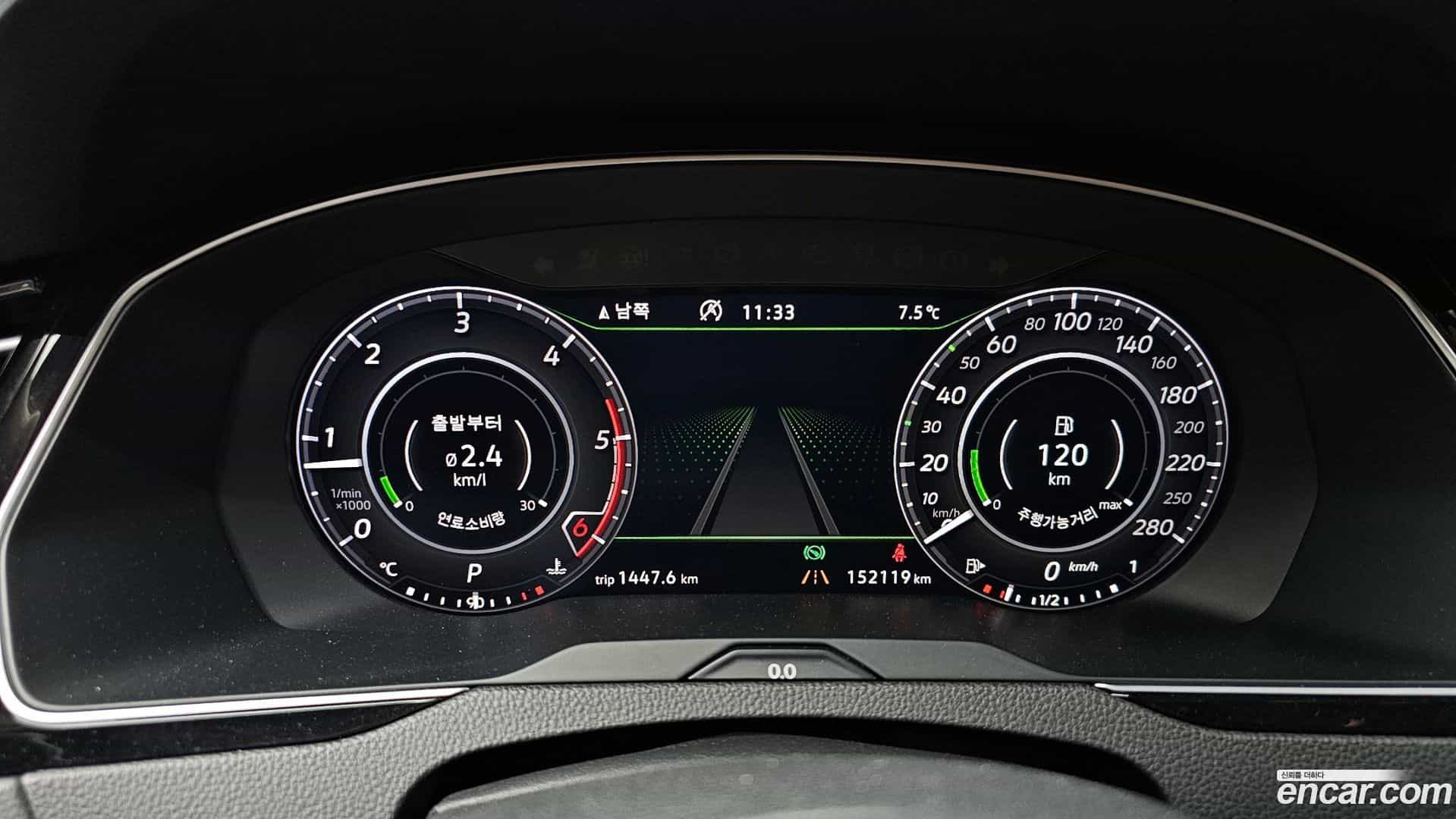 Passat Volkswagen 2018.10-INNER-008