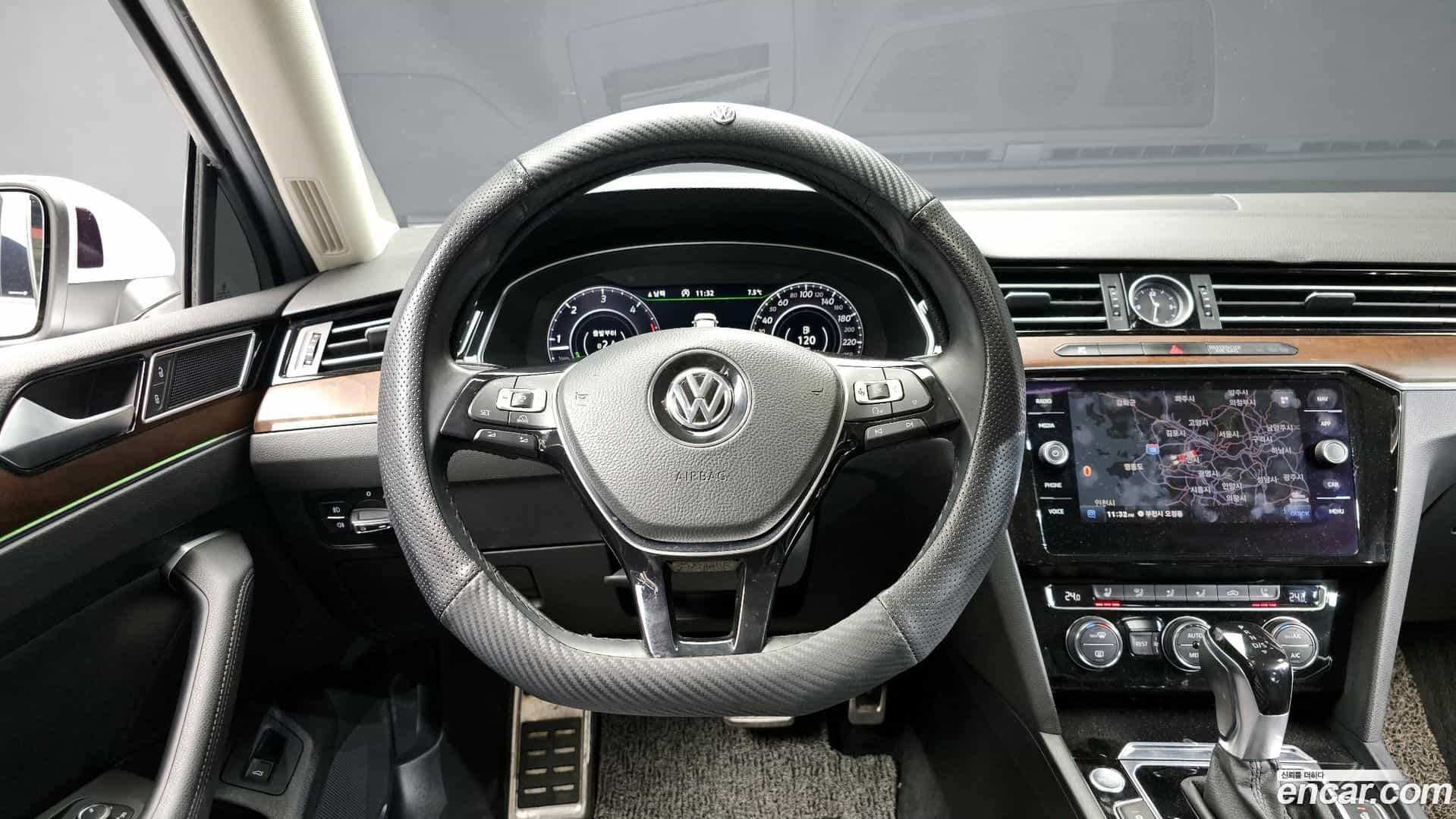 Passat Volkswagen 2018.10-OPTION-017