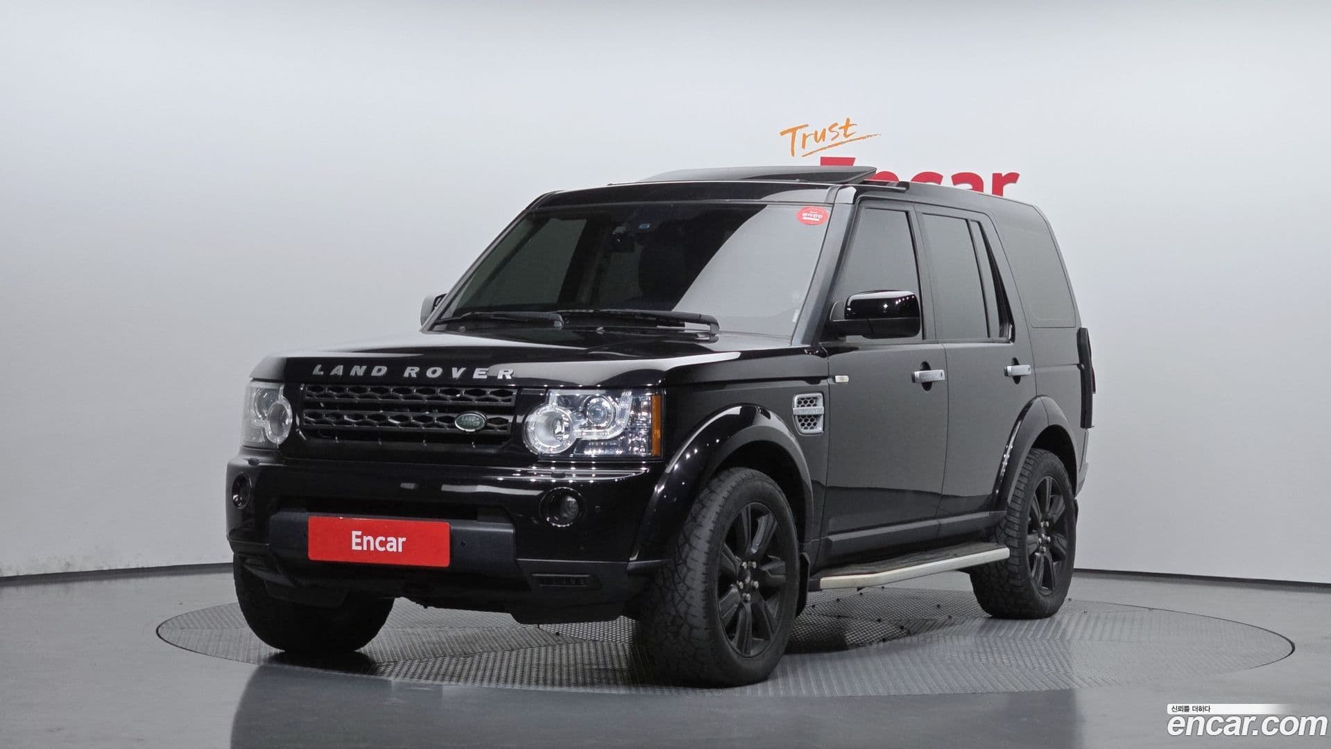 Main__Slider__Photo:Discovery Land Rover 2013.2-0