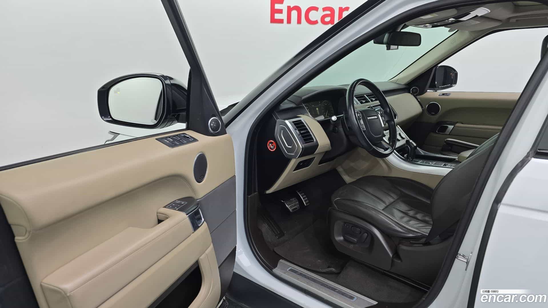 Range Rover Sport Land Rover 2014.5-INNER-010