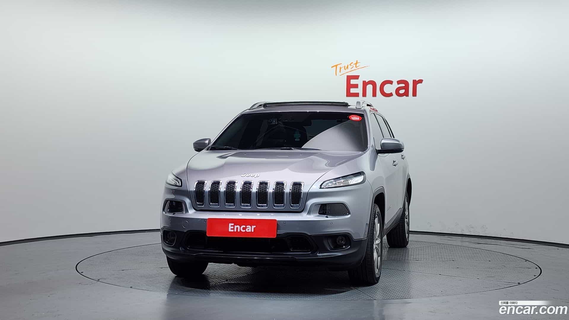 Cherokee Jeep 2018.2-OUTER-003