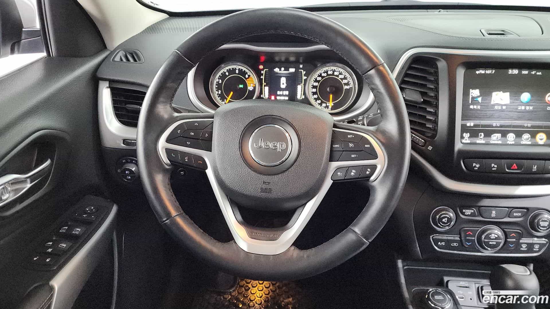 Cherokee Jeep 2018.2-OPTION-017