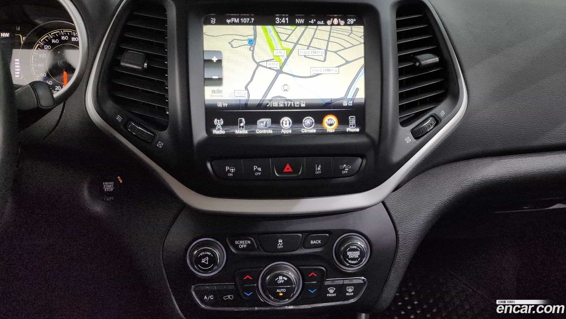 Cherokee Jeep 2018.2-OPTION-018