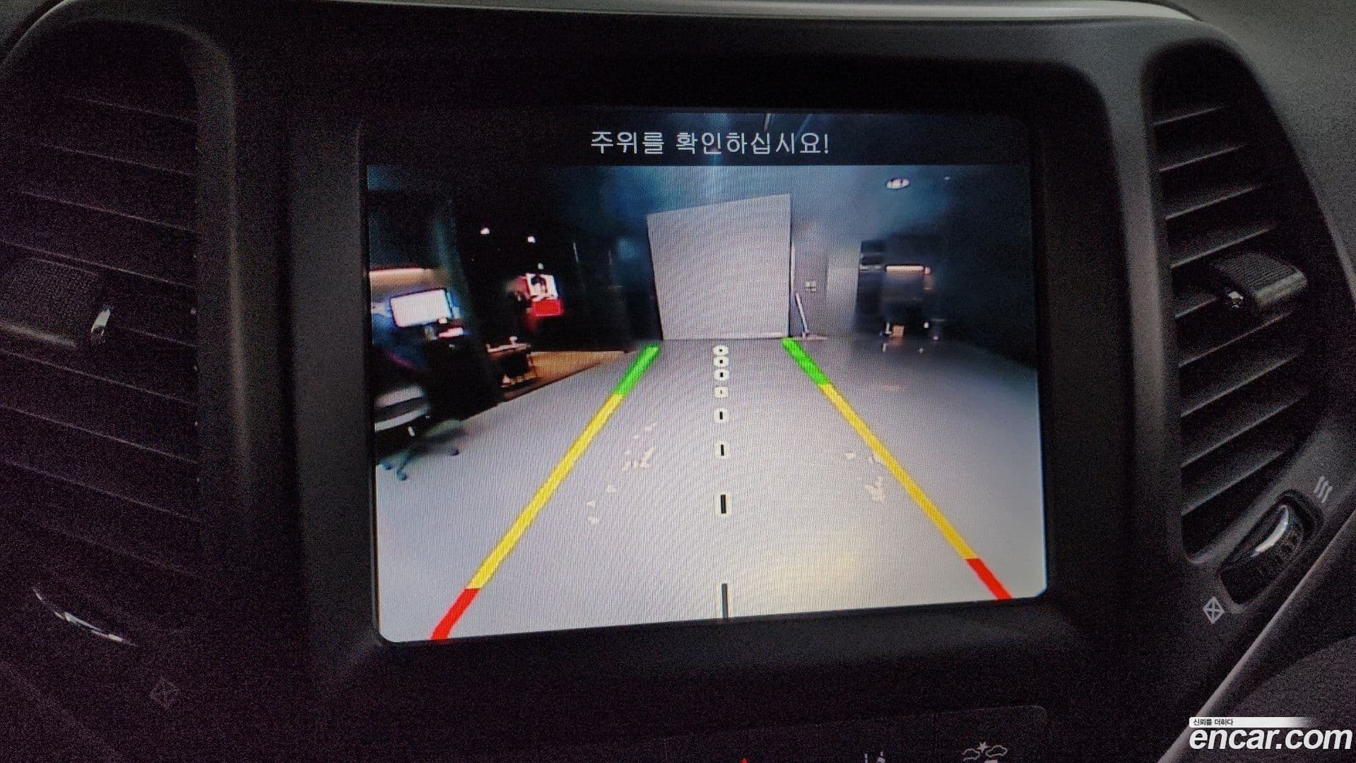 Main__Slider__Photo:Cherokee Jeep 2018.2-14