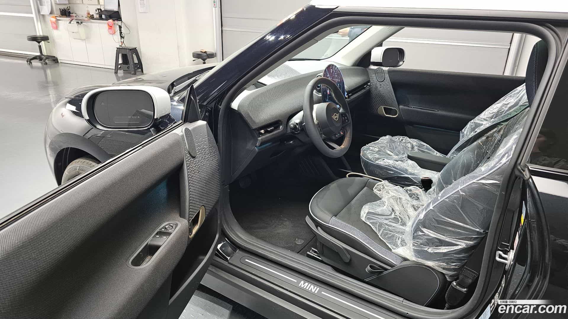 Cooper Mini 2024.11-INNER-010