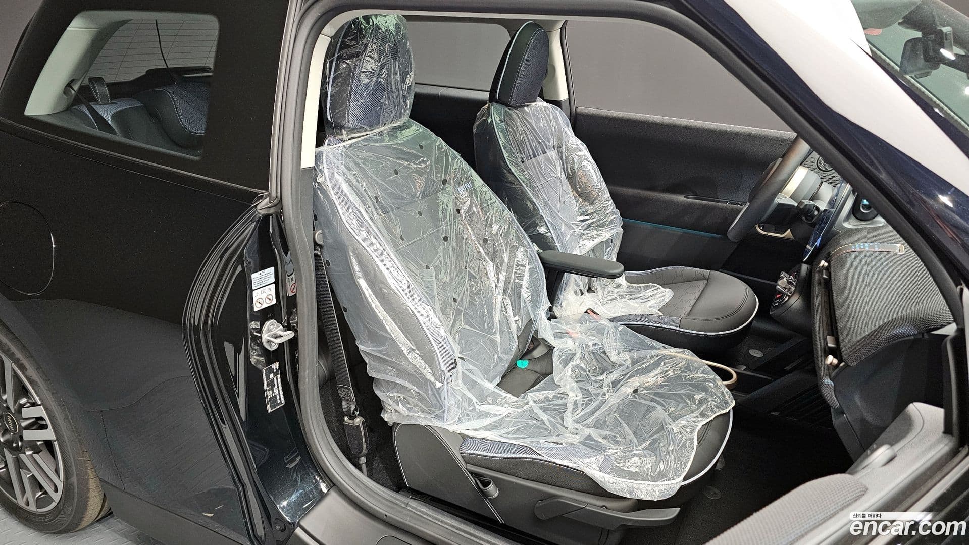 Main__Slider__Photo:Cooper Mini 2024.11-11