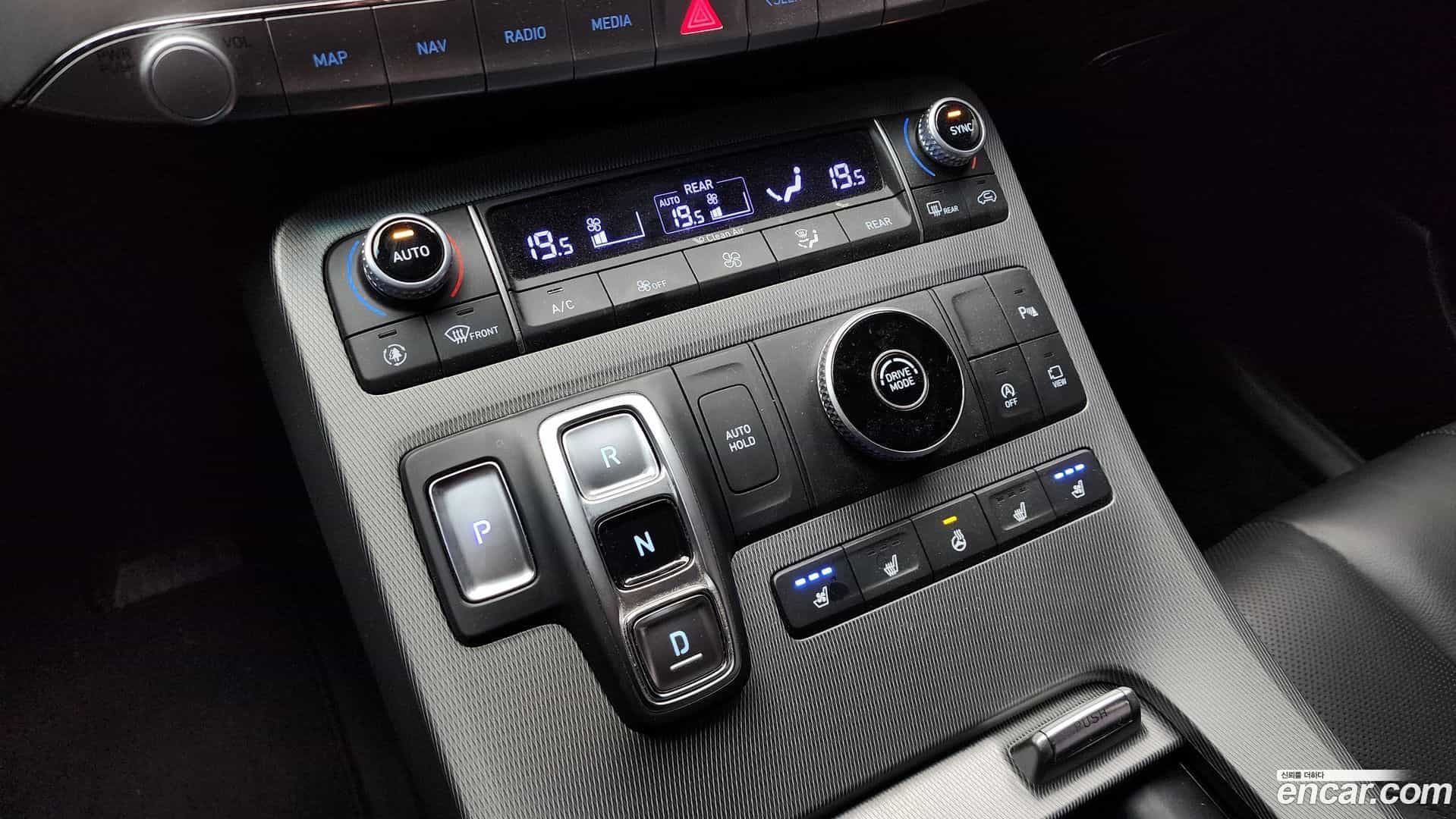 Palisade Hyundai 2022.1-INNER-009