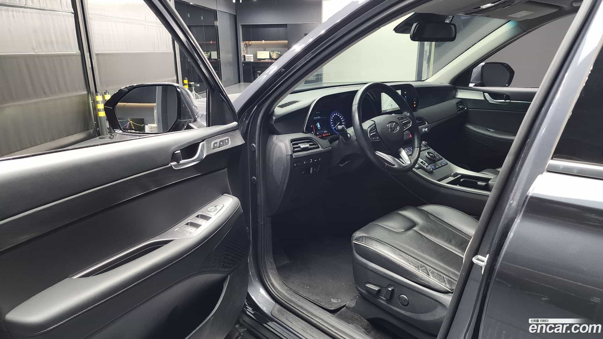 Palisade Hyundai 2022.1-INNER-010