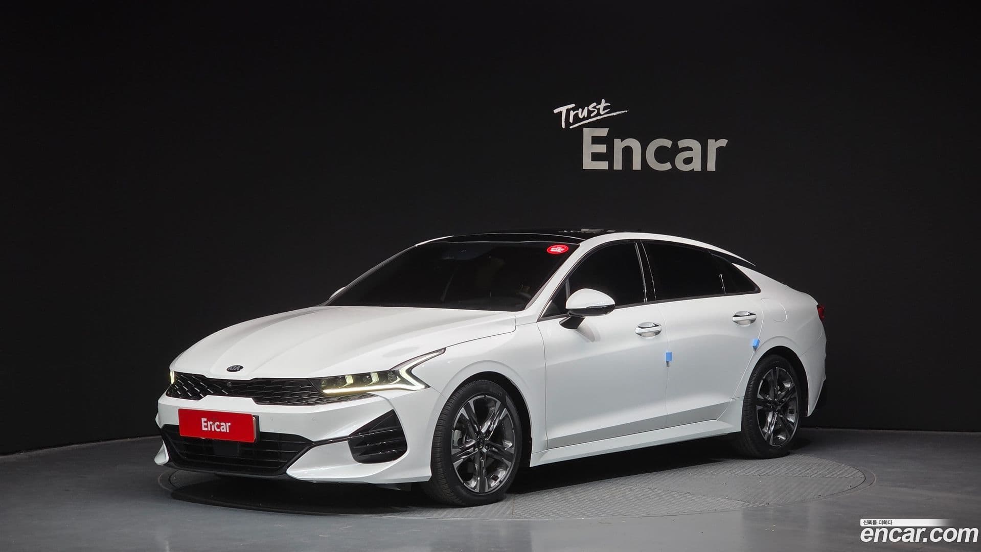 Main__Slider__Photo:K5 Kia 2021.1-0