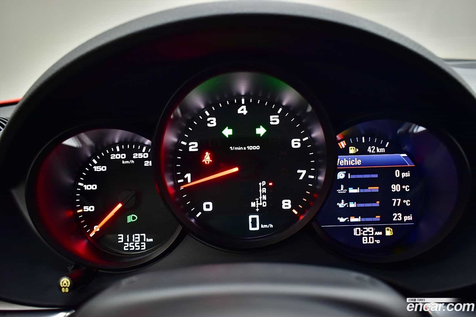 718 Porsche 2019.3-INNER-009