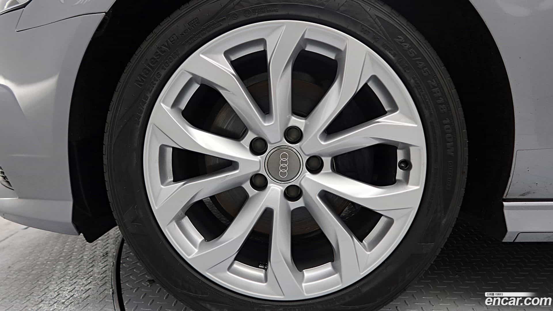 A6 Audi 2018.4-OUTER-003