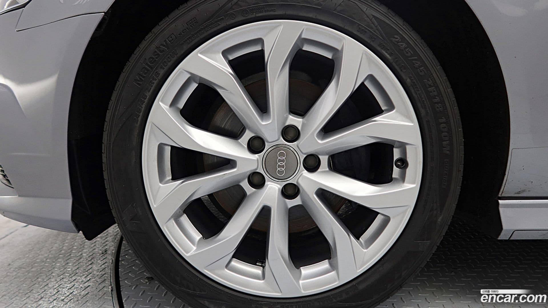 Main__Slider__Photo:A6 Audi 2018.4-2