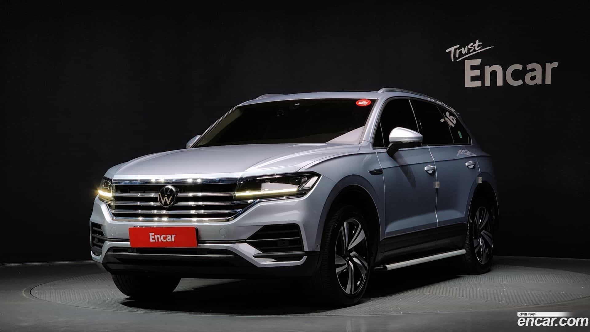 Touareg Volkswagen 2020.11-OUTER-001