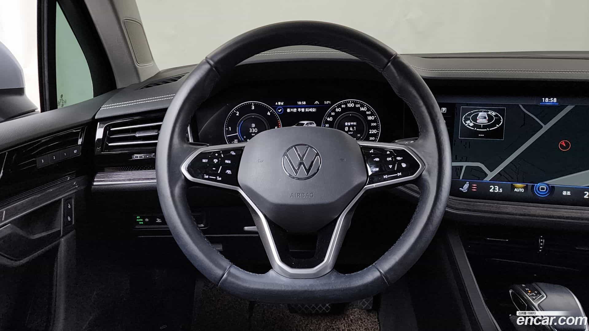 Touareg Volkswagen 2020.11-OPTION-017