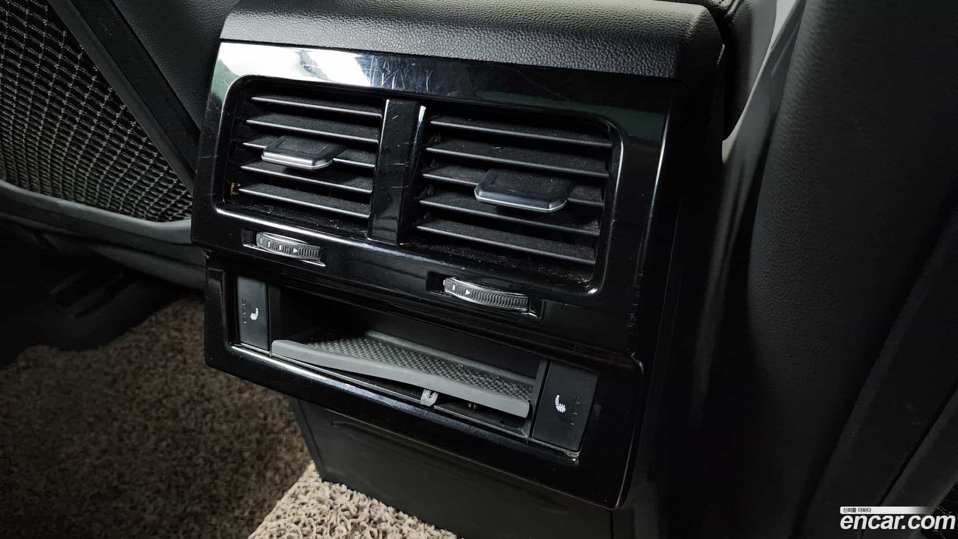 Touareg Volkswagen 2020.11-OPTION-023