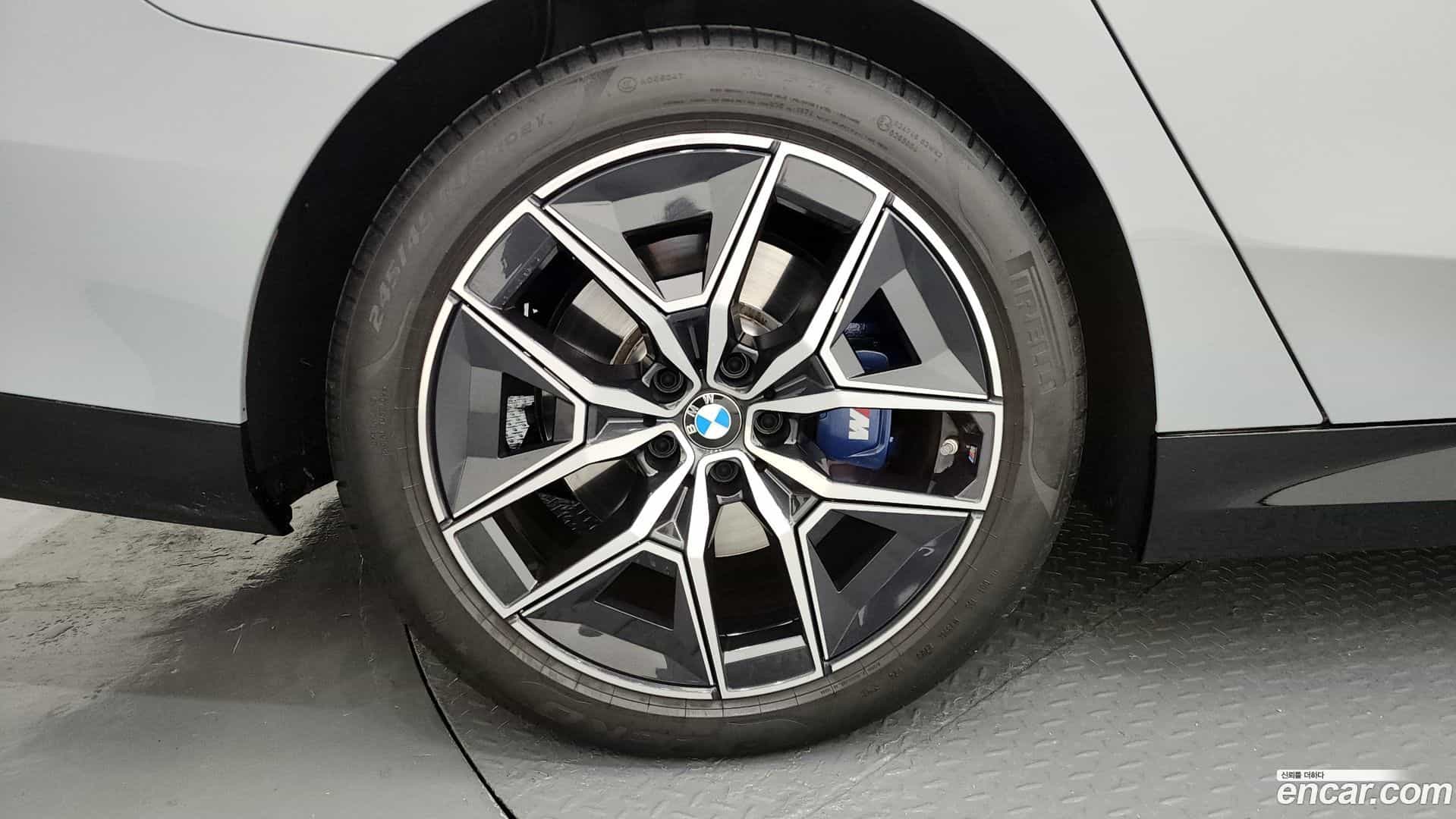 5-Series BMW 2023.10-OUTER-005