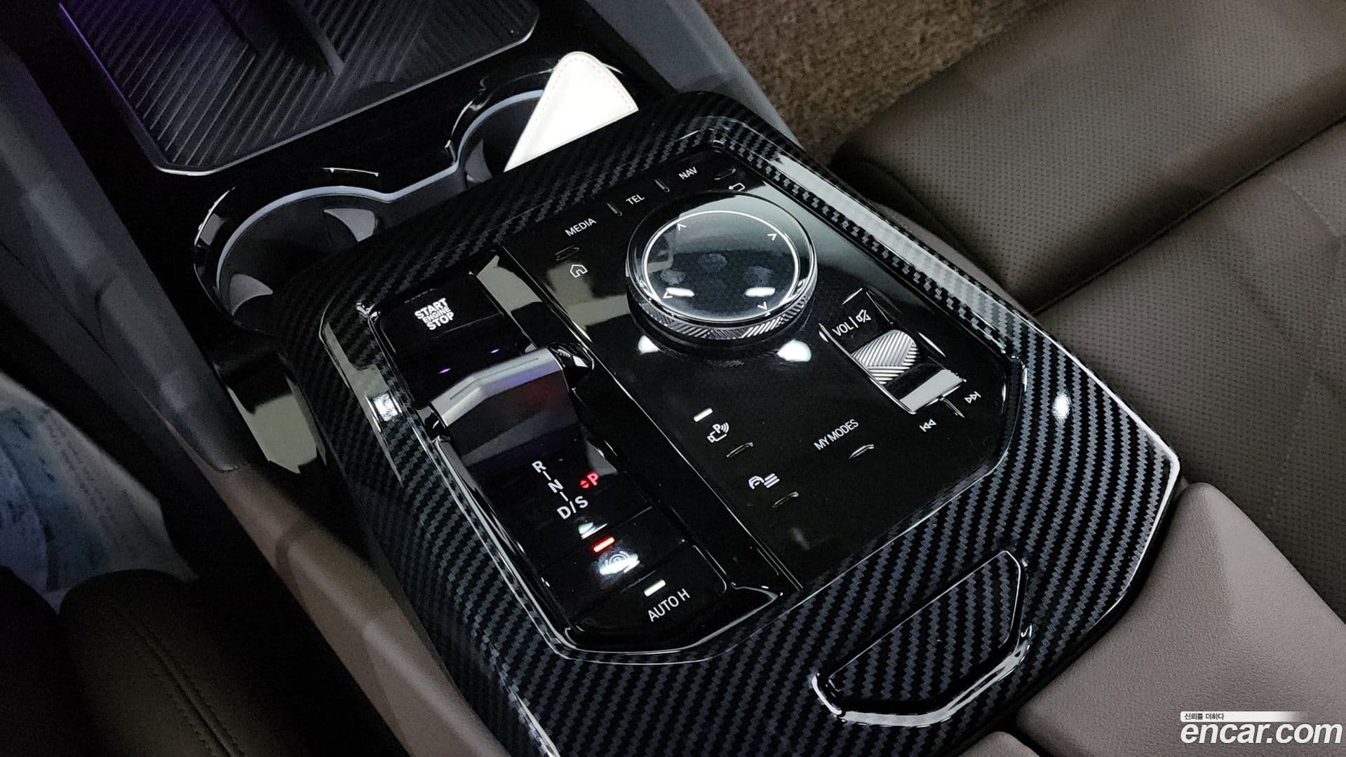 Main__Slider__Photo:5-Series BMW 2023.10-8