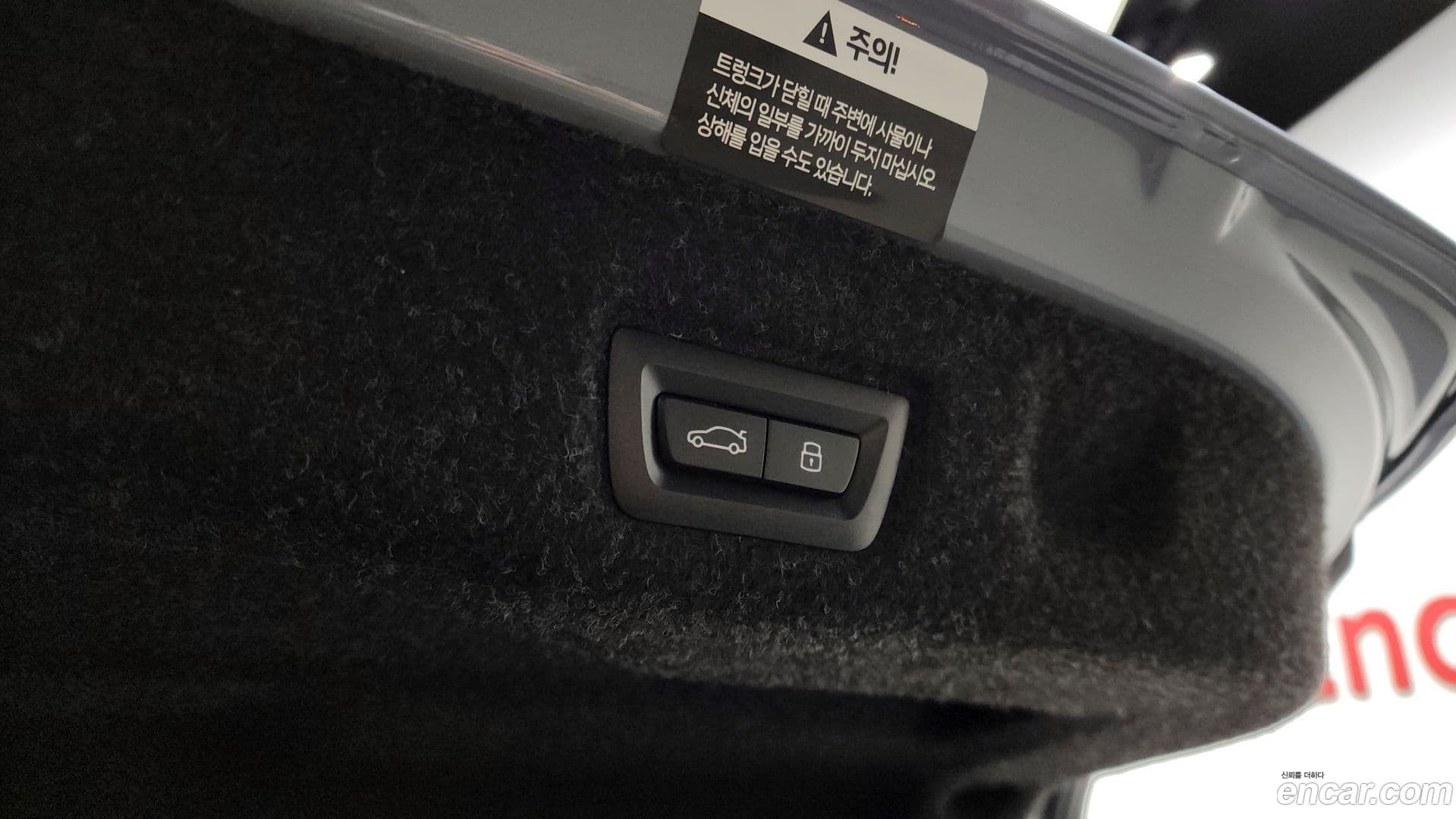 Main__Slider__Photo:5-Series BMW 2023.10-19