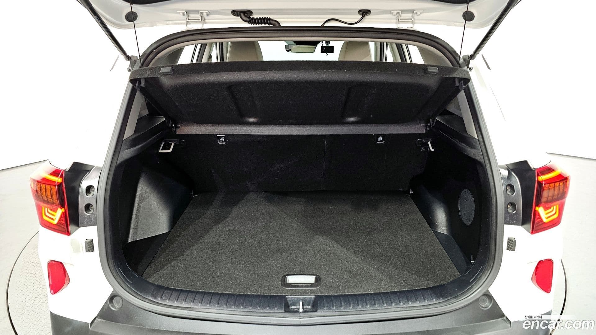 Main__Slider__Photo:Seltos Kia 2021.11-19