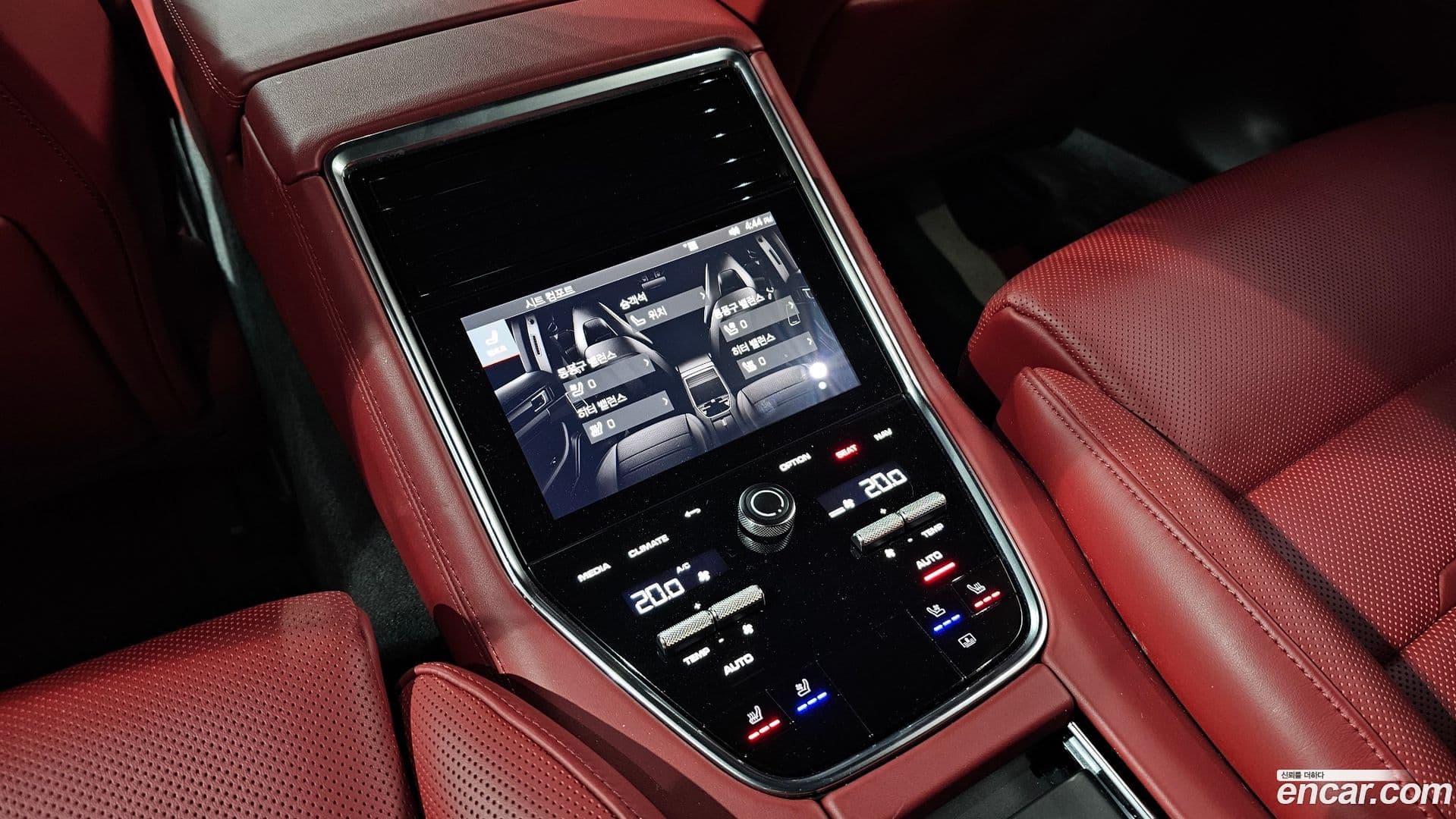 Main__Slider__Photo:Panamera Porsche 2021.11-15