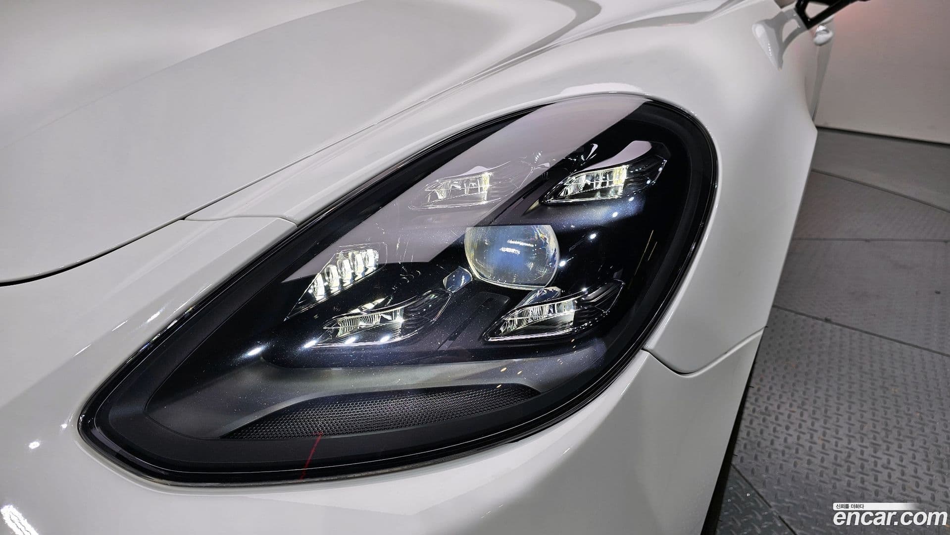 Main__Slider__Photo:Panamera Porsche 2021.11-18