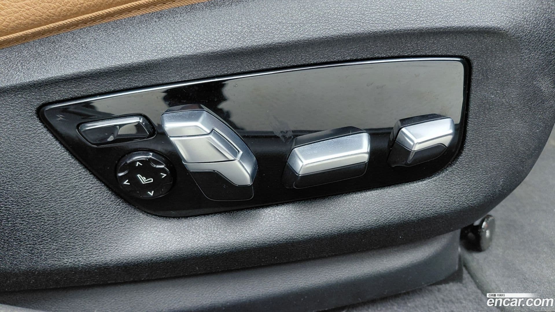 Main__Slider__Photo:5-Series BMW 2022.3-13